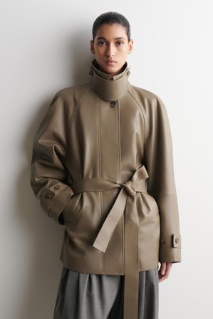 COS Women's Trench Corto In Pelle Con Collo A Imbuto in Beige
