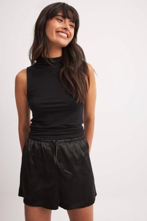 NA-KD Short ample en satin à taille haute - Short taille haute - Noir - EU 38