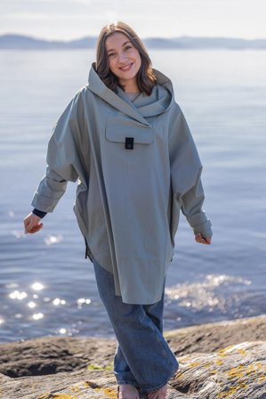 Bergen Poncho Iceberg Green S