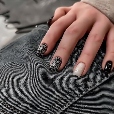 Svarte Press-on Negler Medium Lengde Firkantede Løsnegler med Lim Akryl Falske Negler med Svart Leopardtrykk Design 12 Størrelser, 24 stk