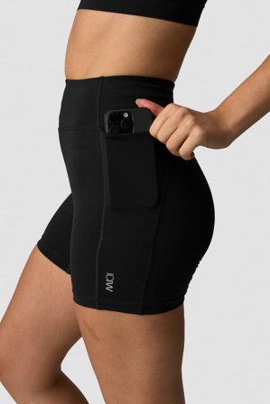 ICANIWILL - Essential Cardio Midi Shorts Black- Shorts - Dames - sportkleding van ICIW