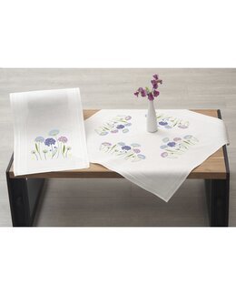 Broderipakke Vårblomster - Duk blå - Duftin