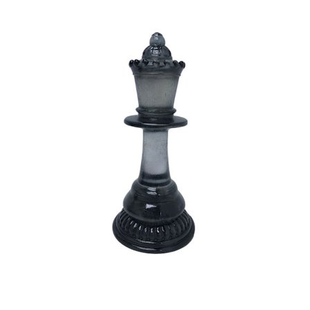 Musta polyresiini-shakkinappulakoriste – 12 x 12 x 26,2 cm