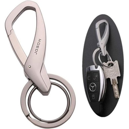 Nøglering i zinklegering med dobbelt ring og dobbelt spænde, robust