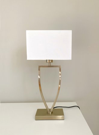 Aluna bordlampe m/skjerm - oxidert