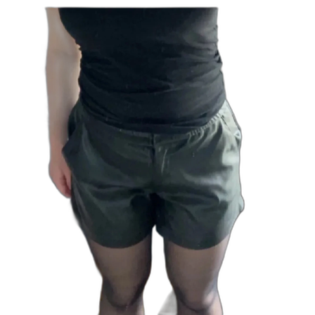 Svarta shorts i skinnimitation