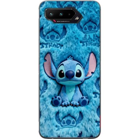 Kompatibelt Mobilskal till Asus Asus ROG Phone 5 Blå Stitch-mjukdjur med stora öron och broderade detaljer, sittande mot ett upprepat mönster i mat