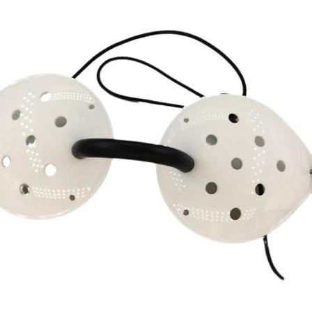 Porös transparent ögonlapp, 9 hål skyddande plastögonskydd med justerbar rem, andningsbar ögonmask för postoperativ återhämtning för barn, White