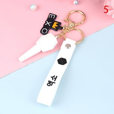 1 stk Kpop Bts Twice Nct Exo Blackpink Got7 Lysstav Anheng Nøkkelring Lanyard-WELLNGS
