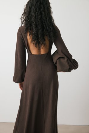 NA-KD Balloon Sleeve Open Back Maxi Dress - Kjoler med åben ryg - Brun - S (EU 34-36)
