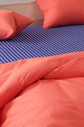 Jotex - Faconsyet Lagen Økologisk Koboltblå/lyserød - SIMA - Køb Faconsyede lagener hos Jotex