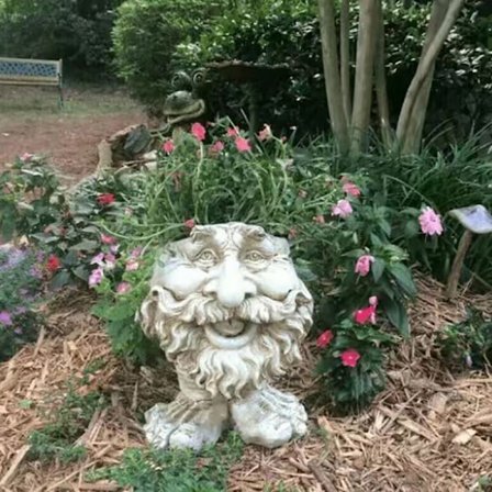 Huvud Ansikte Roligt Uttryck Skulpterad Blomkruka