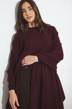 Erica Kvam x NA-KD Knitted Oversized Cape - Oversize trøjer - Burgundy - Large/X-Large