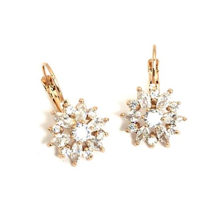 Beautiful earrings of high quality, flowers