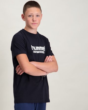Hummel hmlJR BASE T-SHIRT S/S Svart T-skjorter Gutt - Kids Brand Store