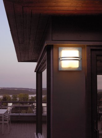 Bern 651 utelampe - galvanisert stål