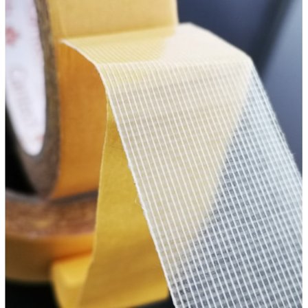 INF Kraftig dobbeltklæbende tape