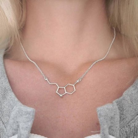 Halsband med Serotoninmolekyl i Zinklegering (Silver)
