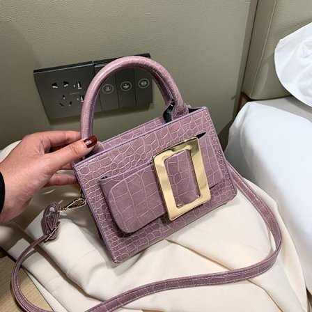 Kvinneveske, liten veske, krokodillemønster, liten firkantet skulderveske, messenger bag