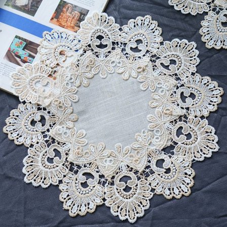 1 stk (30 x 30 cm) vintage rund bomulls- og blondeduklær