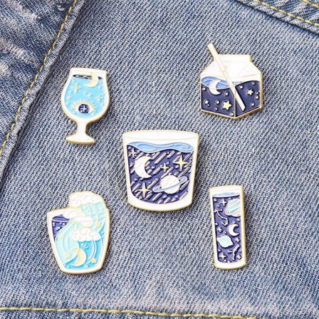 Star Moon Enamel Pins Glass Explore The Universe Space Brooches Backpacks Clothes Badges Lapel Pin Jewelry for Friends Wholesale