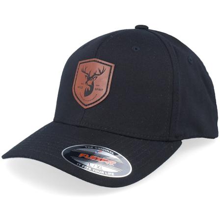 Wild Spirit - Schwarz flexfit Cap - Brown Deer Shield Patch Black Flexfit @ Hatstore