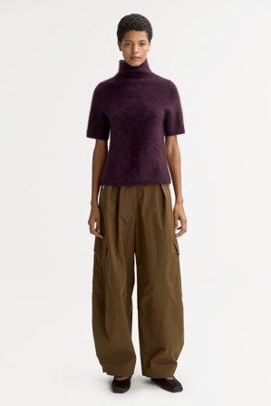 Soft Goat - Brushed short sleeve turtleneck - Kashmirtröja dam - XL - Midnight Plum