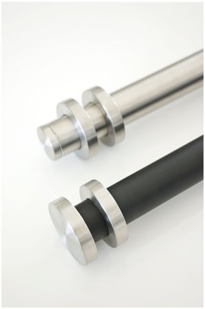 Hasta - Gardinstångsset Infront 26/28 - Svart - Gardintillbehör - Från Homeroom