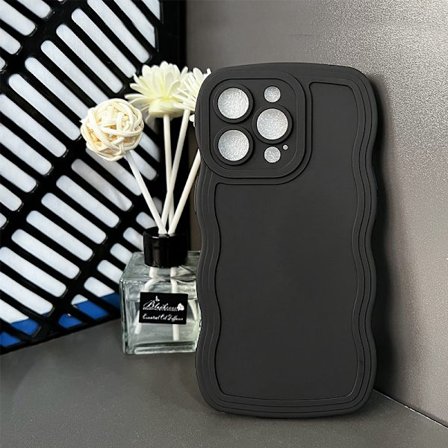 iPhone 15 Pro Max cover - Bølgemønstret Sort