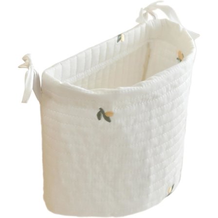 Crib Storage Bag är en lätt att rengöra förvaringsväska som kan användas för att förvara blöjor och leksaker.