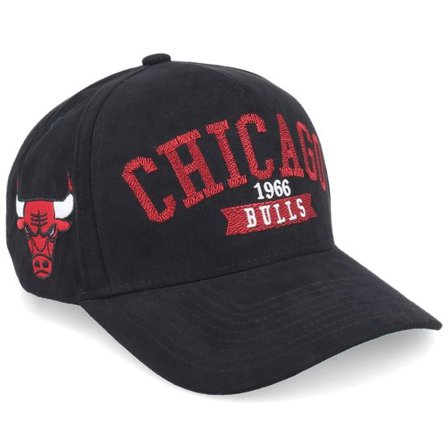 Mitchell & Ness - NBA Svart adjustable Keps - Chicago Bulls Shady Suede Pro Black/Red Adjustable @ Hatstore