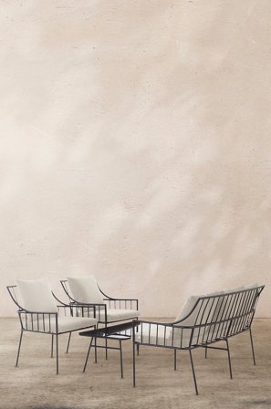 Jotex - Loungemøblement - 4 Deler Aluminium/Polyeterskum Svart/lys grå pute BOLONIA - Kjøp Loungemøbler hos Jotex