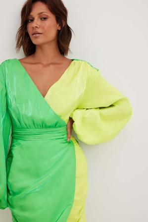Handpicked x NA-KD Long Sleeve Draped Mini Dress - Festklänningar - Grön - EU 32
