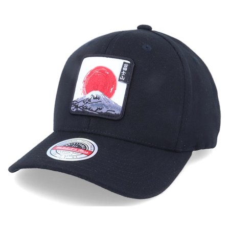 Wild Spirit - Schwarz Adjustable Cap - Mount Fuji Tag Patch Black 110 Adjustable @ Hatstore