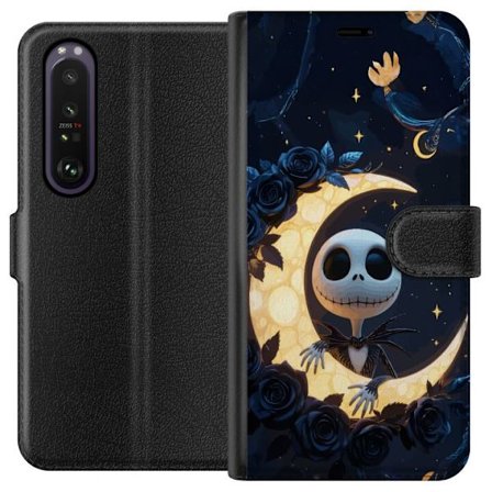 Kompatibelt Lommeboketui til Sony Xperia 1 III Moonlight Skeleton motiv med skjelettfigur som sitter på lysende måne blant stjerner og mørke roser