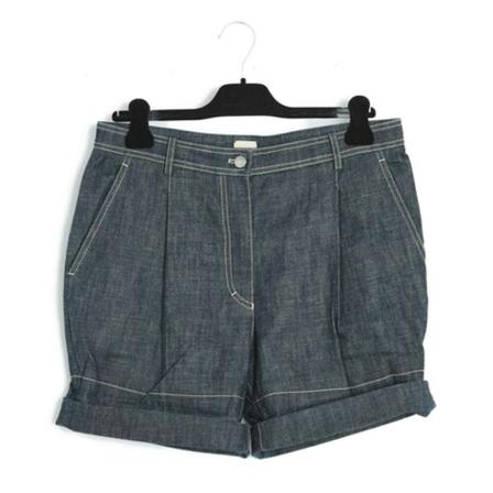 Hermès Vintage, Pre-owned Shorts In Raw Denim With Contrasting Stitching Blauw, Dames, Maat:M,leer