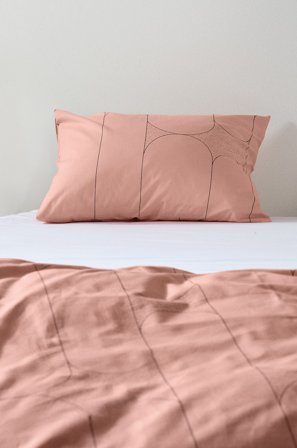 Jotex - Putevar Tåkerosa/svart - DECO - Kjøp Putevar hos Jotex