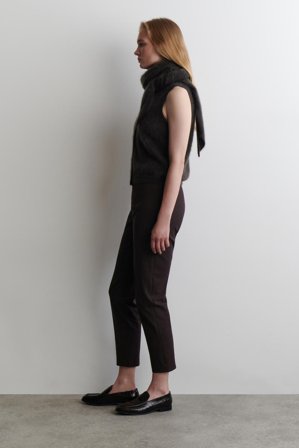 COS Women's Pantaloni Slim Cropped in Marrone