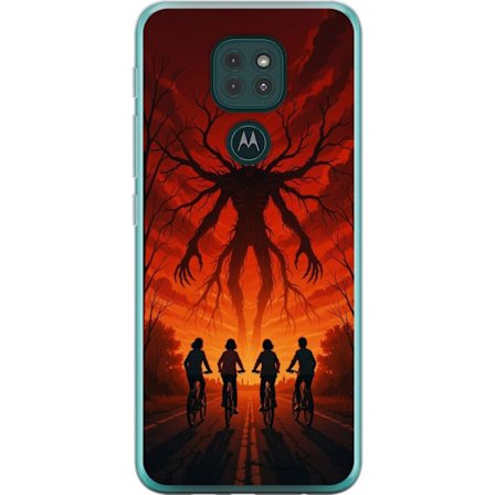 Kompatibelt Mobilskal till Motorola Motorola Moto G9 Play Mörk Stranger Things-inspirerad skräckillustration med röd himmel, monsterfigur och cykla