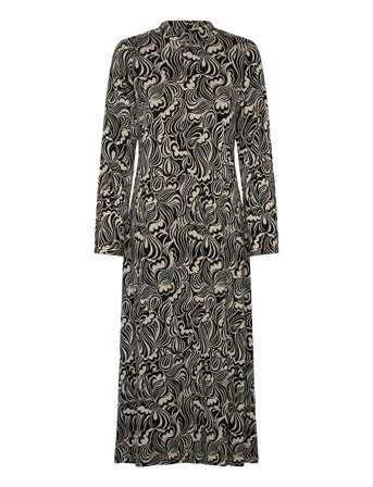 Della Dress Black Jumperfabriken