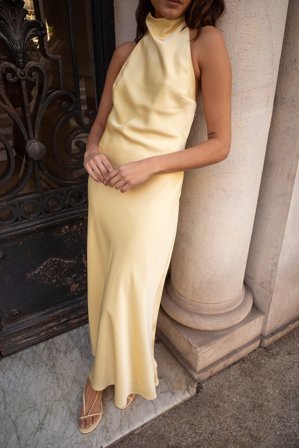 NA-KD Robe longue en satin à dos nu - Robe ras de cou - Jaune - EU 38