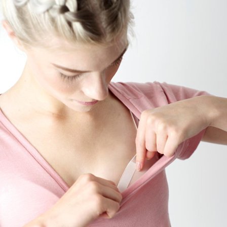 Dubbelsidig tejp för modekläder - Håller hela dagen - Hudvänlig - Transparent