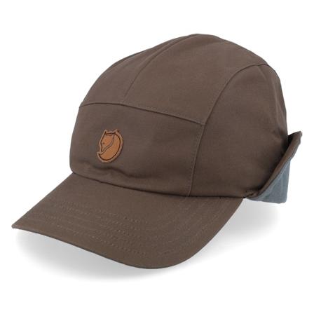 Fjällräven - Brun earflap Caps - Lappland Pintail Cap Dark Olive 5-Panel Ear Flap @ Hatstore