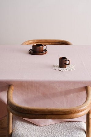 Jotex - Afveegbaar Tafelkleed Roze Roze - LINNIE - Koop Tafelkleden bij Jotex