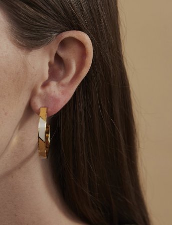 Design Letters Striped Candy Earrings (Set Of 2 Pcs) - Gold - Ø 35 MM