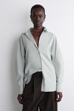 COS Women's Rounded Pima Cotton Shirt in Green