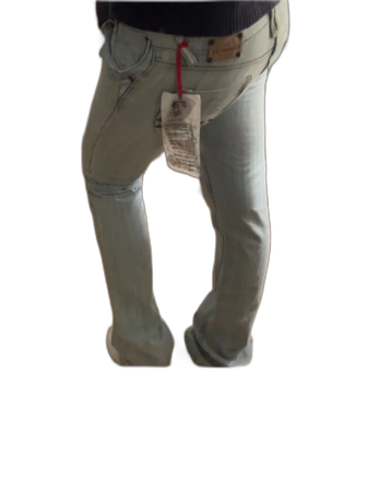 ljusblå bootcut jeans