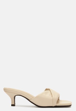 BUBBLEROOM Ana Heeled Sandal Light beige Sko