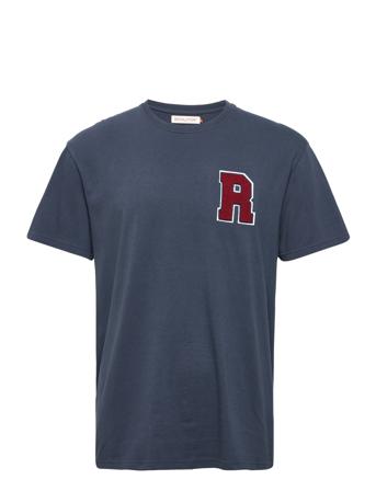 Loose Fit T-Shirt With Varsity Badge T-shirts Short-sleeved Blå Revolution