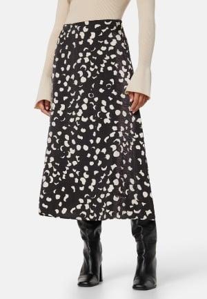 Object Collectors Item Omika HW Skirt 38 Black AOP: Sandshell Midi nederdele Dam